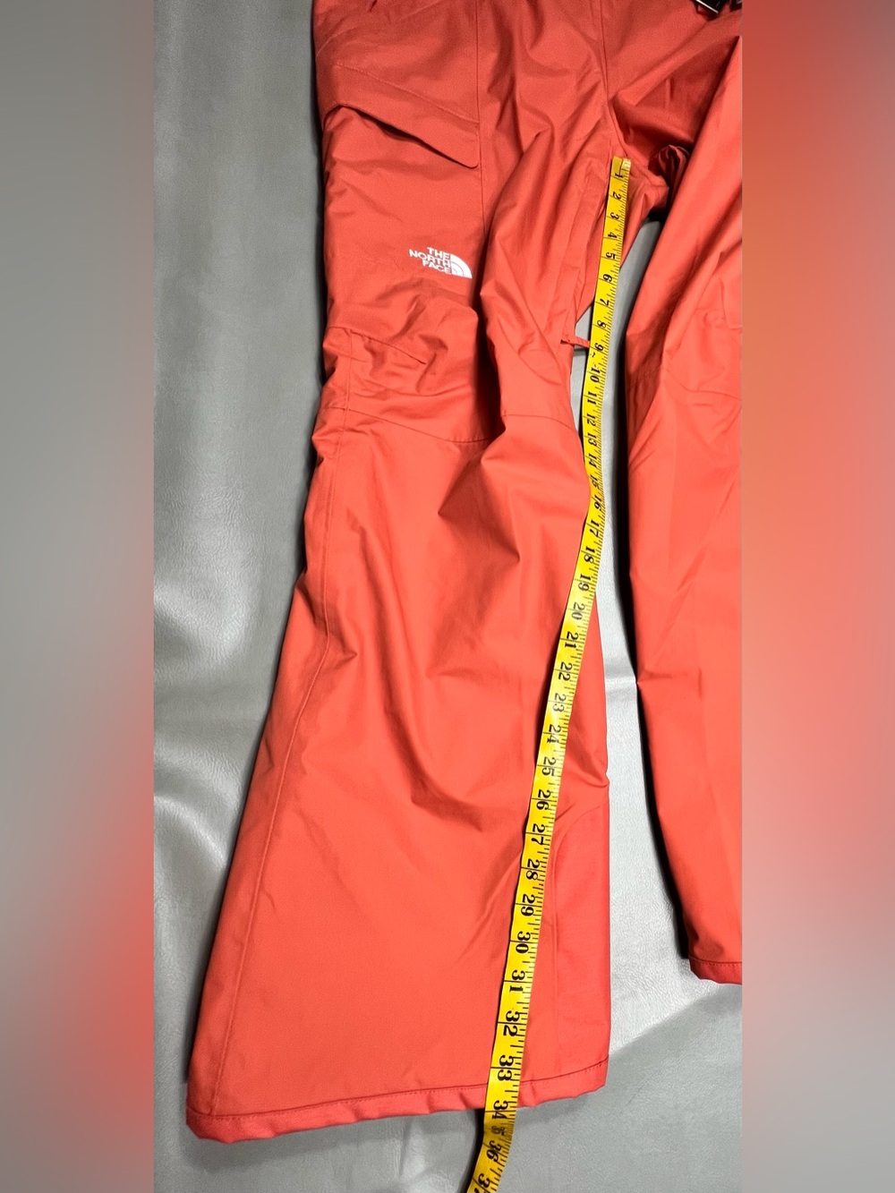 The North Face Women's Freedom Bib Waterproof Built-in Gaiter Size XL Long NWT - Picture 10 of 15
